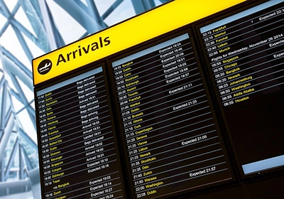 Airport flight schedule chart